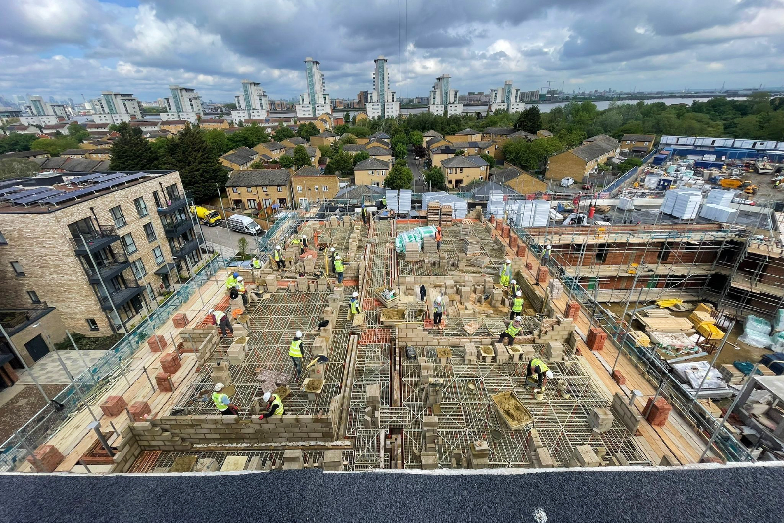 Image showing a construction site using the modular G decking system